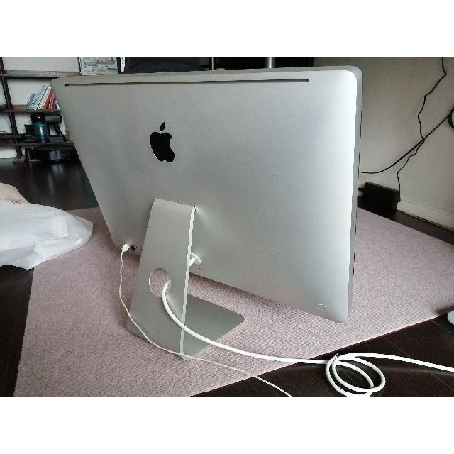 Apple(アップル)の【野人様専用】27inch imac (Mid2010)　本体のみ スマホ/家電/カメラのPC/タブレット(デスクトップ型PC)の商品写真