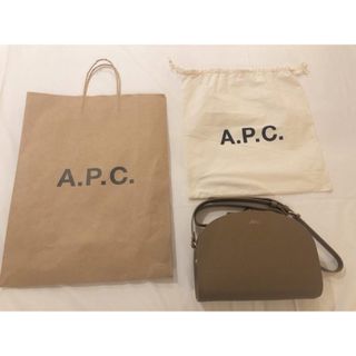 アーペーセー(A.P.C)のA.P.C ハーフムーンショルダーバッグ(ショルダーバッグ)