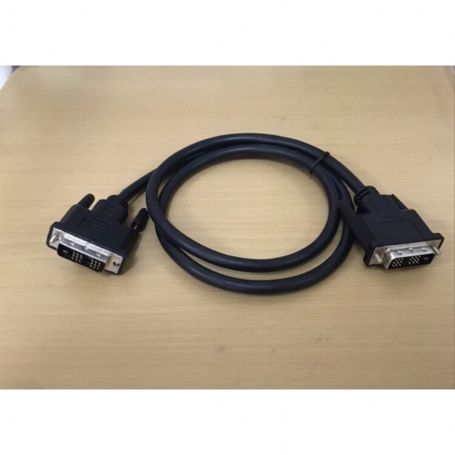 DVI- DVIケーブル　1m シングルリンク スマホ/家電/カメラのPC/タブレット(PC周辺機器)の商品写真