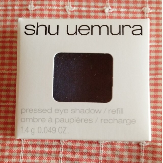 shu uemura(シュウウエムラ)のシュウウエムラ　プレスドアイシャドー コスメ/美容のベースメイク/化粧品(アイシャドウ)の商品写真