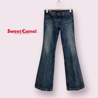 スウィートキャメル(SweetCamel)の【新品未使用】SWEET CAMEL センタープレスフレアデニム(デニム/ジーンズ)