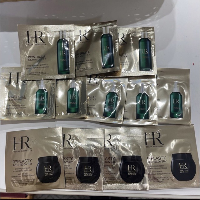 HELENA RUBINSTEIN(ヘレナルビンスタイン)のヘレナルビンスタイン　クリーム　美容液　化粧水 コスメ/美容のキット/セット(サンプル/トライアルキット)の商品写真