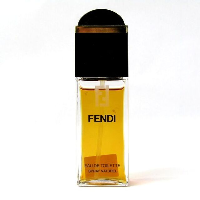フェンディ 香水 オードトワレ スプレー EDT 若干使用 フレグランス レディース 25mlサイズ FENDI | フリマアプリ ラクマ