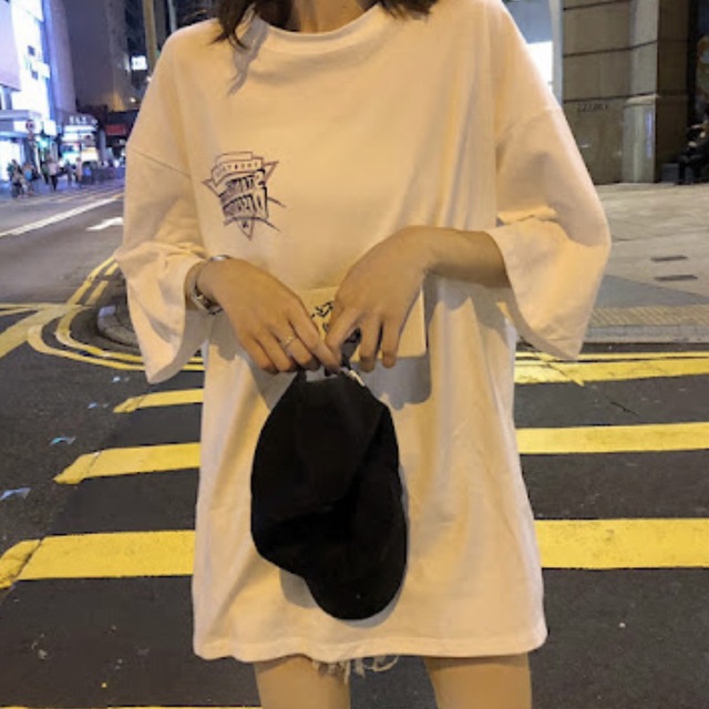 レディース 半袖　Tシャツ 韓国　オーバーサイズ　ストリート　白 ホワイト レディースのトップス(Tシャツ(半袖/袖なし))の商品写真