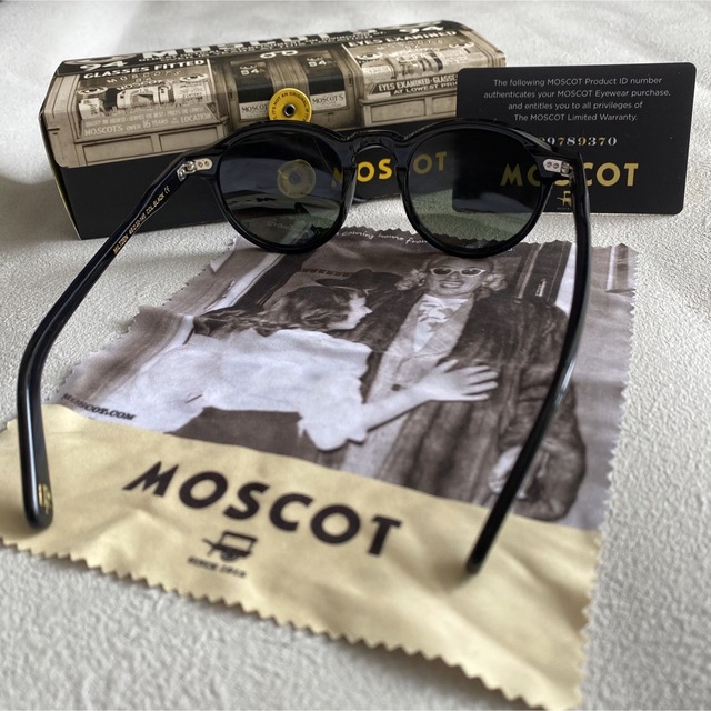 MOSCOT(モスコット)の【極美品】正規品 モスコット ミルゼン 46 ブラック ダークグリーンレンズ メンズのファッション小物(サングラス/メガネ)の商品写真