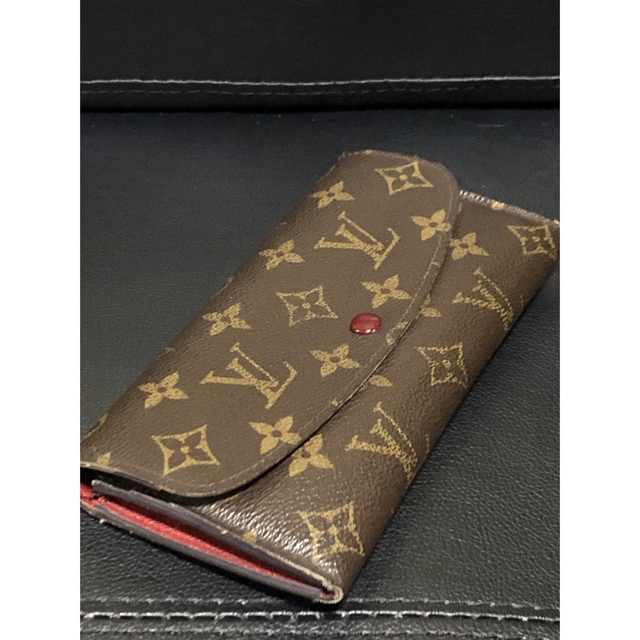 LOUIS VUITTON(ルイヴィトン)のルイヴィトンポルトフォイユエミリー レディースのファッション小物(財布)の商品写真