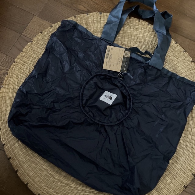 THE NORTH FACE(ザノースフェイス)の◆めめめさま専用◆THE NORTH FACE TOTE M スポーツ/アウトドアのスポーツ/アウトドア その他(その他)の商品写真