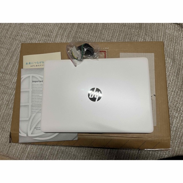 HP(ヒューレットパッカード)のHP Laptop 14s-fq0000 ノートパソコン 14インチ スマホ/家電/カメラのPC/タブレット(ノートPC)の商品写真