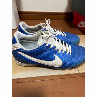 ナイキ(NIKE)のNIKE フットサルシューズ　26.5cm(シューズ)