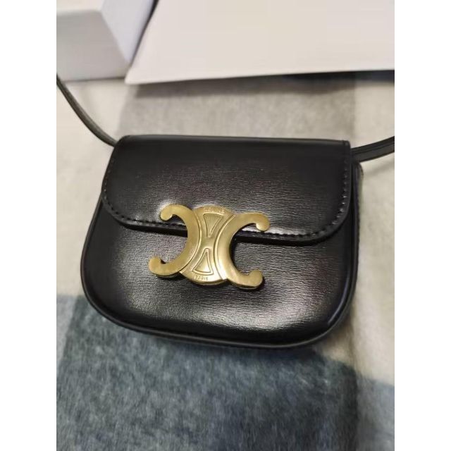 オンライン限定商品】 celine - セリーヌ シャイニーカーフスキン