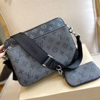 Dior Homme レザーワッペンバックショルダーストラップ- 23