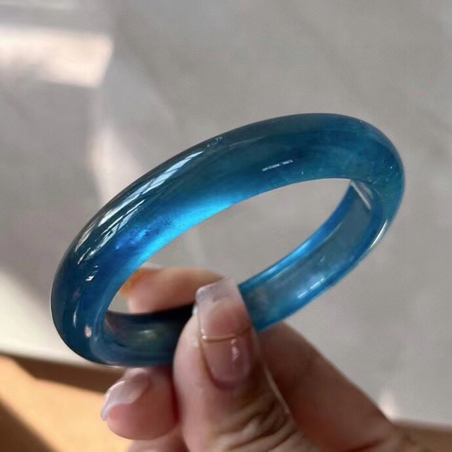 一部予約!】 58.7mm 【天然】アクアマリン バングル バングル 天然