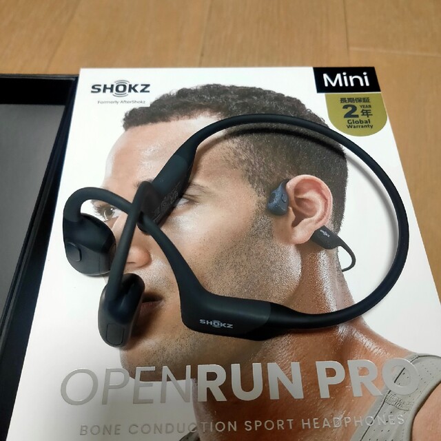 SHOKZ　open run pro mini　ブラック スマホ/家電/カメラのオーディオ機器(ヘッドフォン/イヤフォン)の商品写真