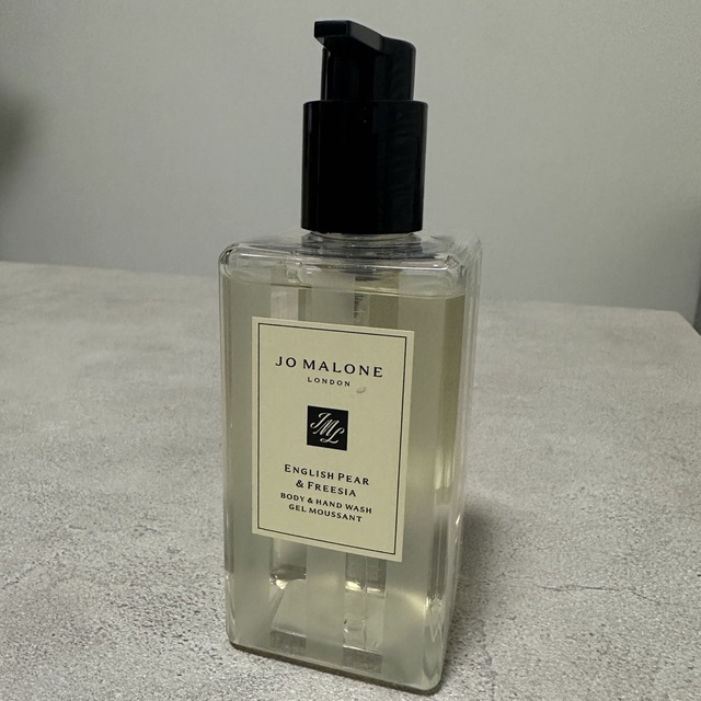 Jo Malone(ジョーマローン)のJOMALONE ボディ&ハンドウォッシュ コスメ/美容のボディケア(ボディソープ/石鹸)の商品写真