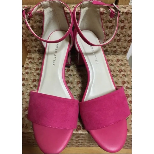 JELLY BEANS(ジェリービーンズ)の新品未使用 ピンク サンダル 完売品 ジェリービーンズ モード系 レディースの靴/シューズ(ハイヒール/パンプス)の商品写真