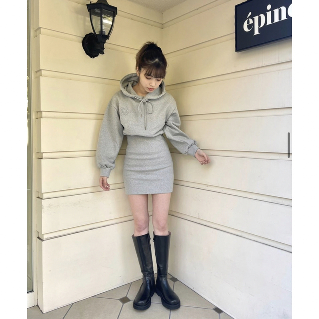 epine Eé embroidery hoodie onepiece gray