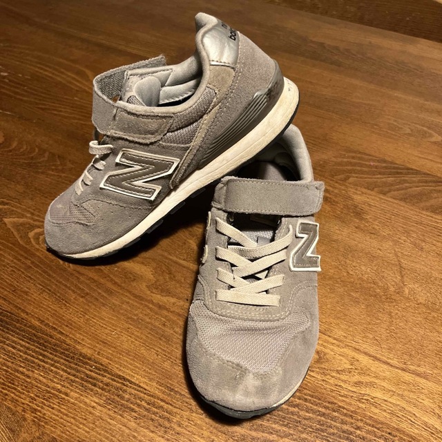 New Balance(ニューバランス)のニューバランス靴21センチ キッズ/ベビー/マタニティのキッズ靴/シューズ(15cm~)(スニーカー)の商品写真