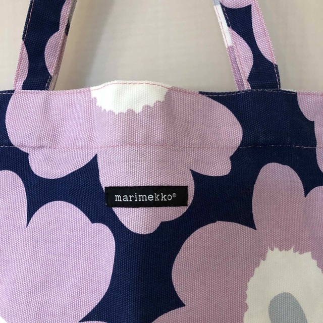 marimekko(マリメッコ)のmarimekko ウニッコトートバッグＬサイズ(ラベンダー) レディースのバッグ(トートバッグ)の商品写真
