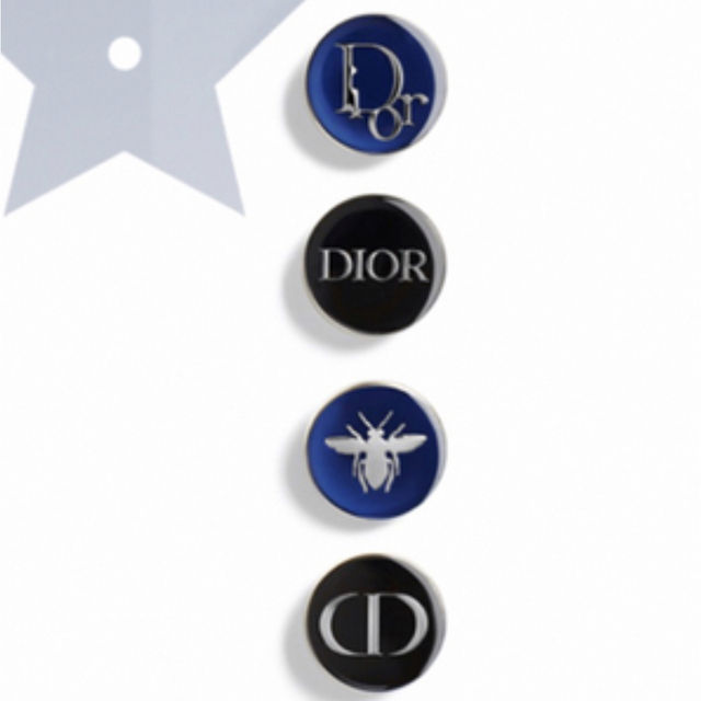 Dior(ディオール)の本日限定タイムセール⭐️ディオール　ノベルティ　ピンバッジ エンタメ/ホビーのコレクション(ノベルティグッズ)の商品写真