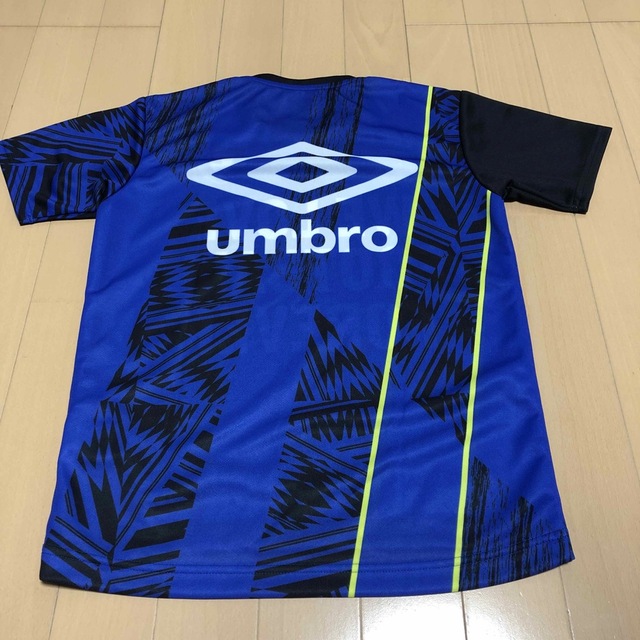 UMBRO(アンブロ)のガンバ　ユニフォーム　150cm スポーツ/アウトドアのサッカー/フットサル(ウェア)の商品写真