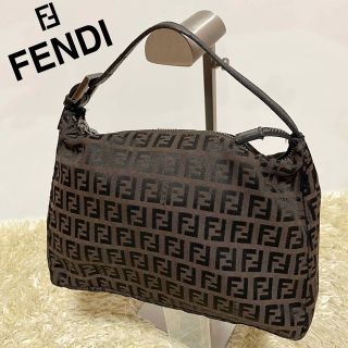 フェンディ(FENDI)の美品 FENDI ズッカ ハンドバッグ アクセサリーポーチ ミニバッグ 軽量(その他)