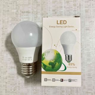 ニトリ(ニトリ)の新品　LED 電球　昼白色 E26 40w LEDライト(蛍光灯/電球)