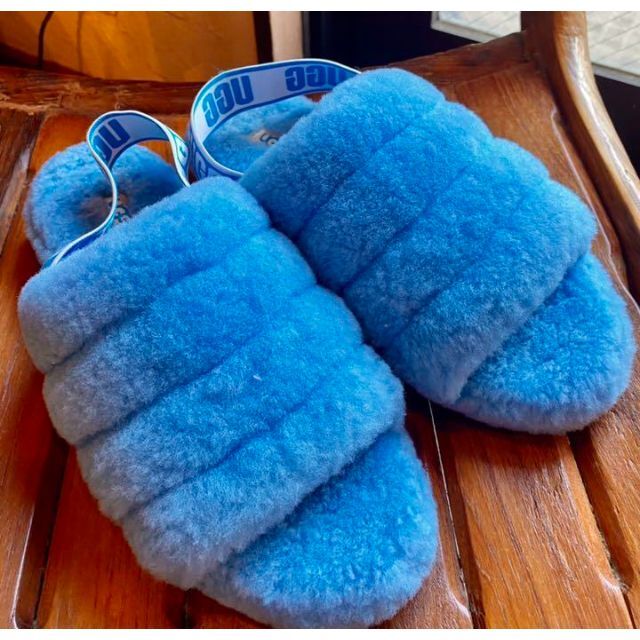 UGG(アグ)の完売しました・・・・美品✨～26.5✨UGG✨Fluff Yeah Slide✨ レディースの靴/シューズ(サンダル)の商品写真