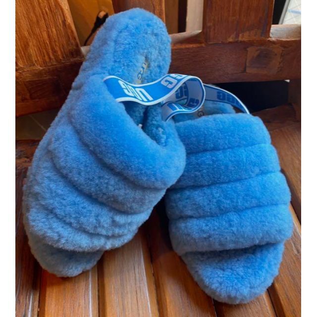 UGG(アグ)の完売しました・・・・美品✨～26.5✨UGG✨Fluff Yeah Slide✨ レディースの靴/シューズ(サンダル)の商品写真