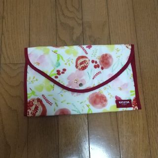 ヴェレダ(WELEDA)のヴェレダ オリジナルざくろポーチ(日用品/生活雑貨)