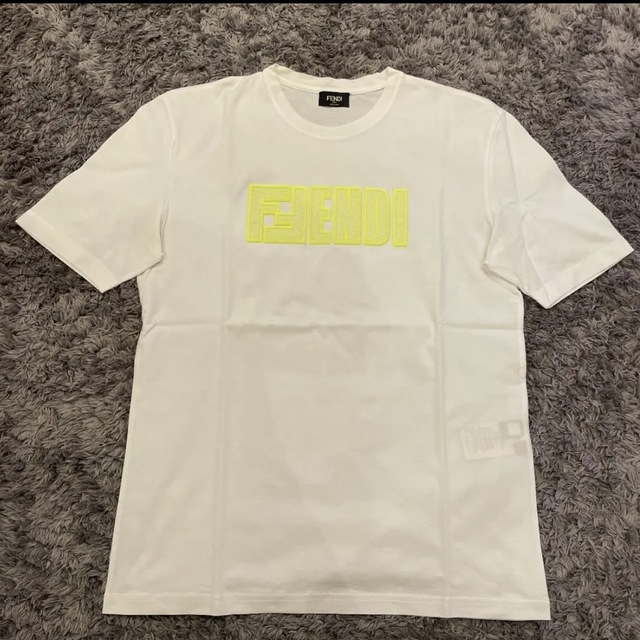 フェンディ　FENDI 白Tシャツ　ロゴTシャツ