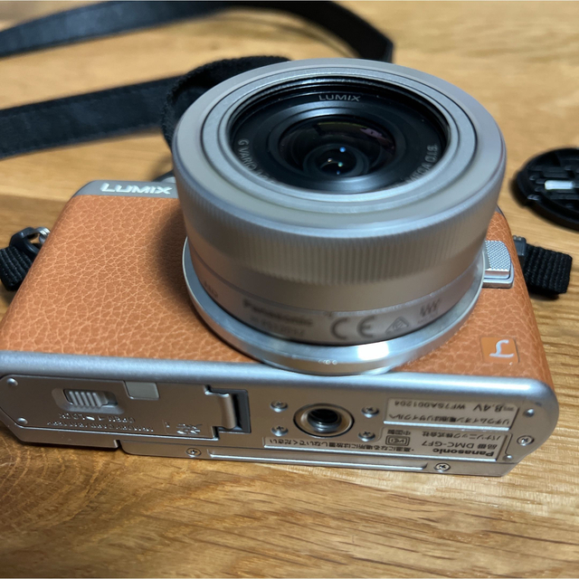 Panasonic LUMIX G DMC-GF7W ブラウン Panasonic LUMIX G DMC-GF7W ブラウン