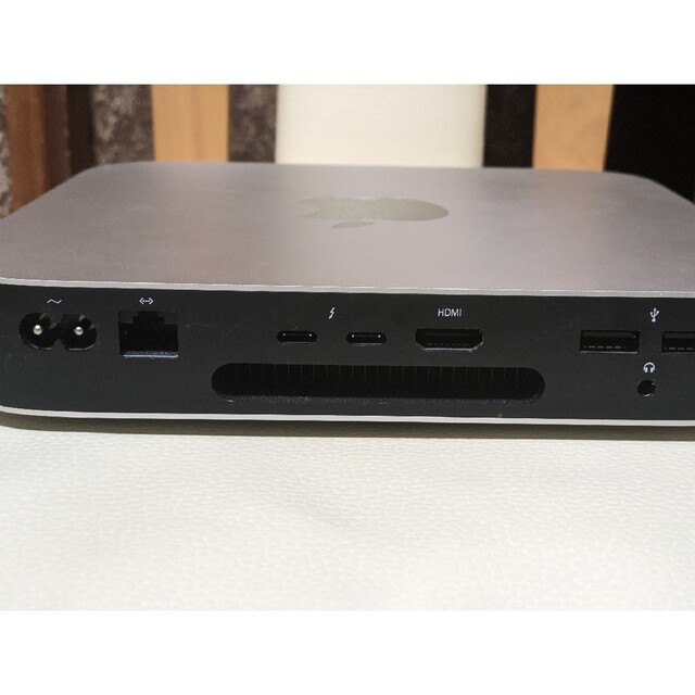 M1 Mac mini MGNR3J/A シルバー A2348 8GB 256 スマホ/家電/カメラのPC/タブレット(デスクトップ型PC)の商品写真