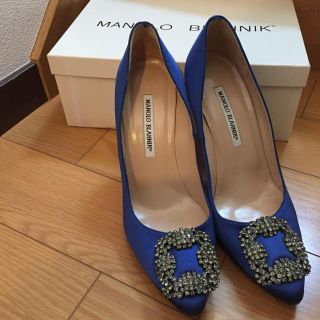 マノロブラニク(MANOLO BLAHNIK)のkago★専用マノロブラニク サテンブルーハイヒール 38(ハイヒール/パンプス)