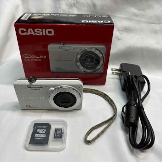 カシオ(CASIO)のCASIO EXILIM EX-ZS28 ホワイト　プレミアムオート搭載♡(コンパクトデジタルカメラ)