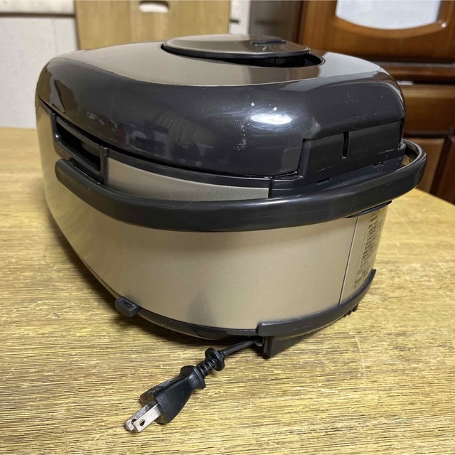 日立 IHジャー炊飯器 極上炊き 5.5合 シルバー RZ-MC10J-S( 良品)