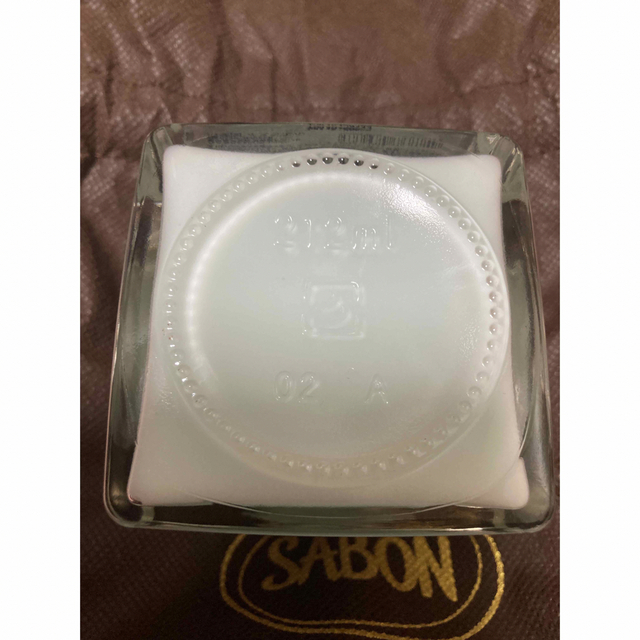 SABON(サボン)のSABON ボディジュレ（デリケートジャスミン）新品未開封 コスメ/美容のスキンケア/基礎化粧品(保湿ジェル)の商品写真