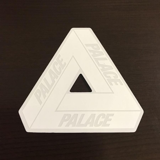 PALACE(パレス)の(一辺9cm) PALACE パレス スケートボード ステッカー スポーツ/アウトドアのスポーツ/アウトドア その他(スケートボード)の商品写真