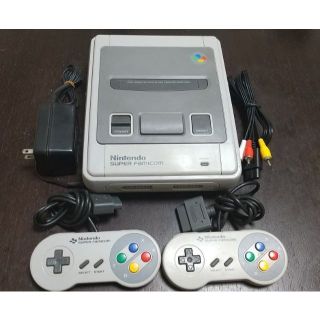 スーパーファミコン(スーパーファミコン)の送料無料 スーパーファミコン本体及び付属品一式 完動品 (家庭用ゲーム機本体)