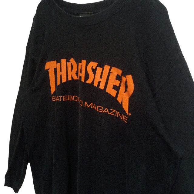 THRASHER(スラッシャー)の90S スラッシャー長袖シャツロンt　ブラック　ビッグロゴ　メンズL　古着 メンズのトップス(Tシャツ/カットソー(七分/長袖))の商品写真