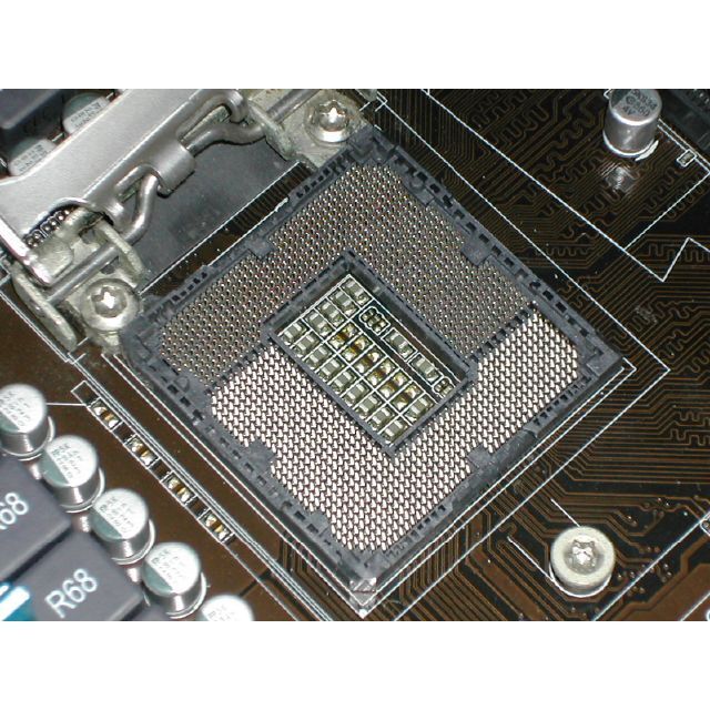 ASUS  P8H77-V  LGA1155 4