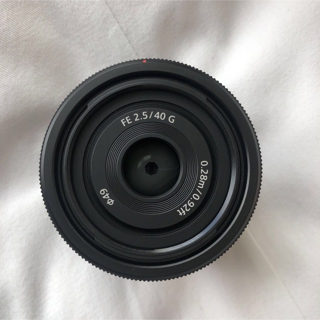 SONY(ソニー)のSONY FE40mm F2.5G SEL40F25G スマホ/家電/カメラのカメラ(レンズ(単焦点))の商品写真