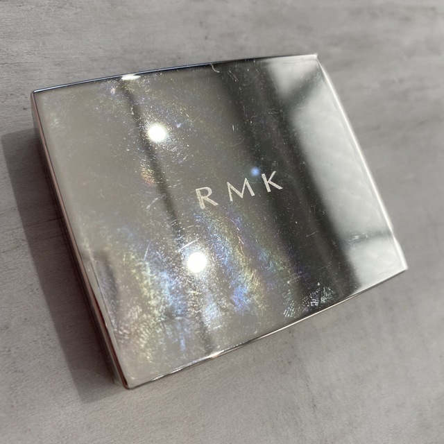 RMK(アールエムケー)のRMK インジーニアス　W アイシャドウ　中古 コスメ/美容のベースメイク/化粧品(アイシャドウ)の商品写真