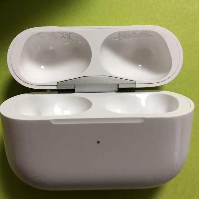 Apple - AirPods Pro 充電器 充電ケース 国内正規品 エアーポッズの ...