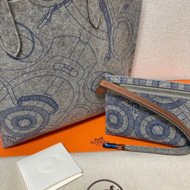 Hermes(エルメス)のエルメス　バッグ　サック　カリミ　MM フェルト　パーチ レディースのバッグ(ハンドバッグ)の商品写真