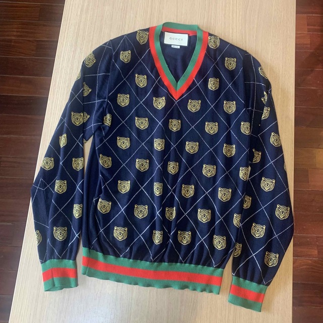 Gucci - 【美品タグ付き】GUCCI ニット セーター M グッチカラーの通販