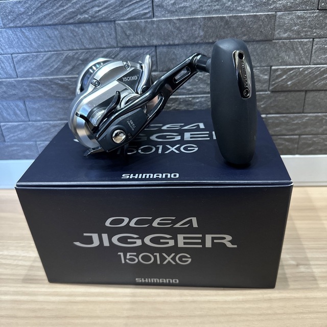 SHIMANO(シマノ)の値下げ！！　21オシアジガー　1501XG スポーツ/アウトドアのフィッシング(リール)の商品写真