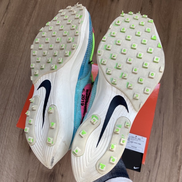 NIKE(ナイキ)のNIKE  VAPOR STREET /  OW メンズの靴/シューズ(スニーカー)の商品写真