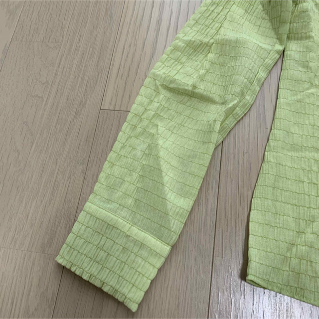 asos(エイソス)のAsos green blouse レディースのトップス(シャツ/ブラウス(長袖/七分))の商品写真
