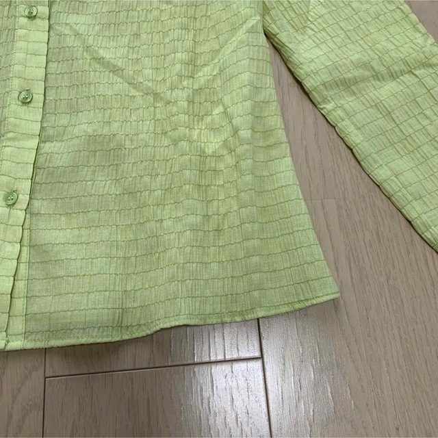 asos(エイソス)のAsos green blouse レディースのトップス(シャツ/ブラウス(長袖/七分))の商品写真