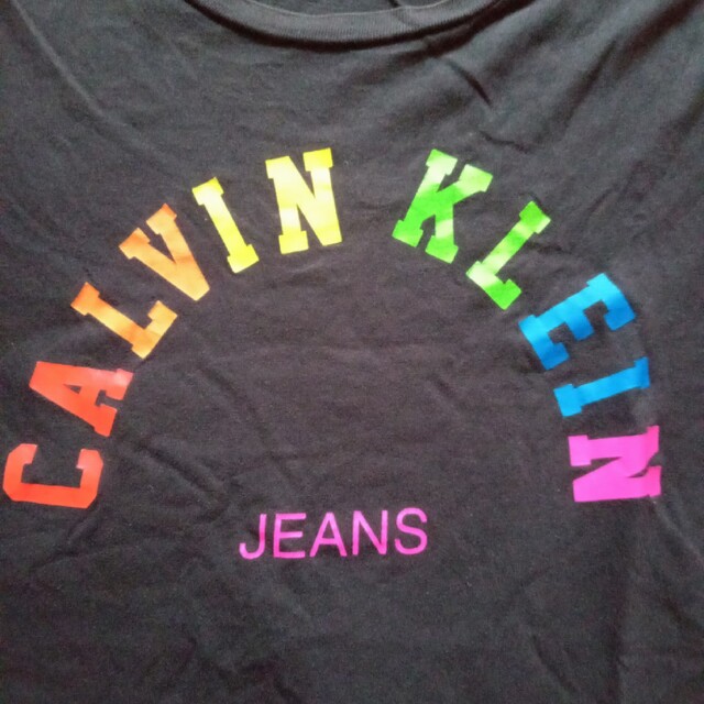 Calvin Klein(カルバンクライン)のカルバンクライン　tシャツ メンズのトップス(Tシャツ/カットソー(半袖/袖なし))の商品写真